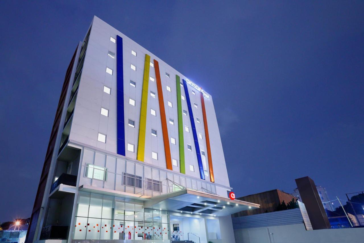 Amaris Hotel Tebet Джакарта Екстер'єр фото